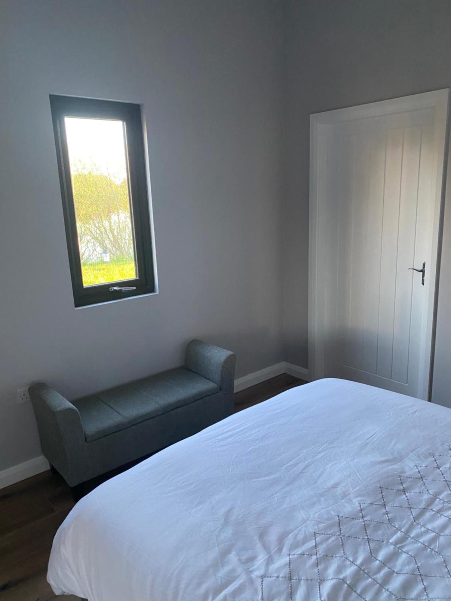 Killyfole Lakeside Apartment Corranny